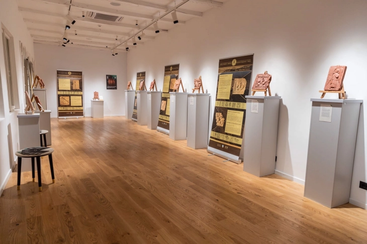 Теракотните икони од Виничкото Кале на едномесечна изложба во Црна Гора