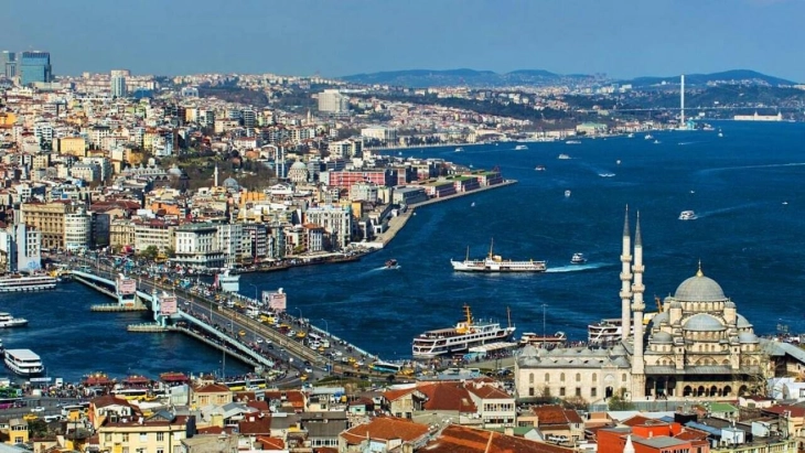 Дел од јавниот превоз во Анкара, Истанбул и Измир утре ќе биде бесплатен