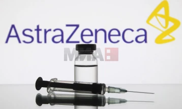 AstraZeneka pranon se vaksina e saj kundër Kovid-19 mund të shkaktojë TTS