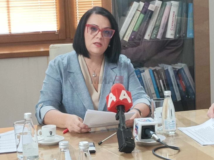 Петрова: Владата на СДСМ за 7,4 години потрошила 29,7 милијарди евра, не држат објаснувањата дека се трошело поради кризата
