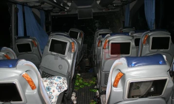 Të paktën dhjetë viktima në aksidentin në Peru, autobusi del nga rruga dhe rrokulliset
