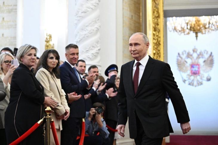 Putin dha betimin për mandatin e ri, të pestë me radhë, presidencial