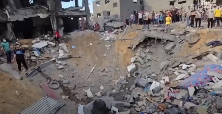 Во израелските напади оштетени или уништени се околу 50 проценти од зградите во Појасот Газа