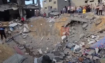 Në sulmet izraelite janë shkatërruar ose dëmtuar gjithsej 50 për qind nga ndërtesat në Rripin e Gazës