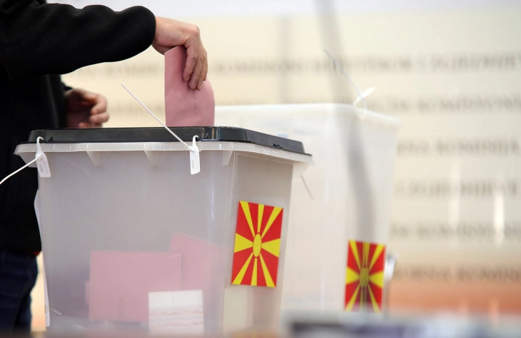 Dalja deri ora 11 në Tetovë, 7,04 për zgjedhjet presidenciale, ndërsa 10,81 për ato parlamentare