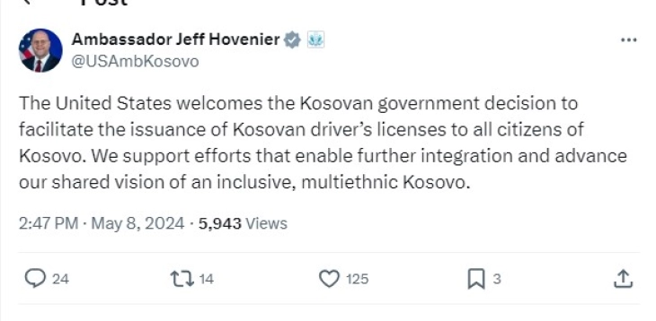 Американскиот амбасадор ја поздрави одлуката на Владата на Косово да ја олесни замената на српските возачки дозволи