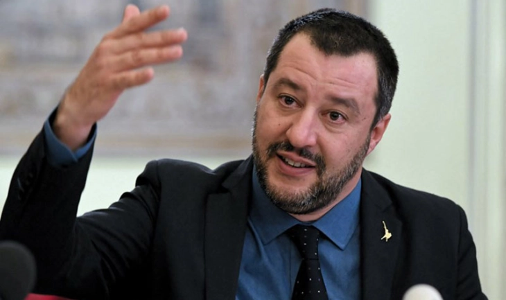 Salvini: Politikanët të cilët angazhohen për dërgimin e trupave në Ukrainë janë të rrezikshëm