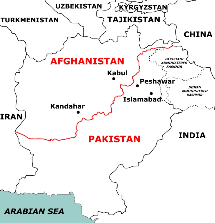 Shtatë persona e kanë humbur jetën në sulme ndaj forcave pakistaneze të sigurisë në afërsi të kufirit me Afganistanin