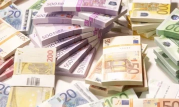 Франција доби рекордни странски инвестиции во вредност од 15 милијарди евра