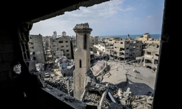 Четиринаесет жртви во бомбардирањето на станбена зграда во близина на бегалскиот камп Нусејрат
