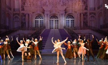 Shfaqje e baletit klasik “Bukuroshja e fjetur” nga Çajkovski, në kuadër të Festivalit të 12-të ndërkombëtar të MOM