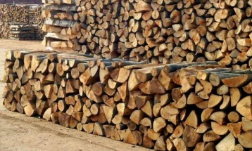 Намалени производството и продажбата на шумски производи
