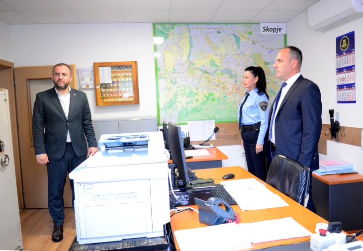 Тошковски во посета на Одделот за заштита на определени личности и објекти