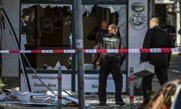 Најмалку тројца загинати во експлозија на киоск во Дизелдорф