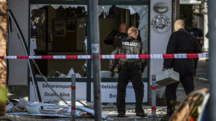 Së paku tre persona e humbën jetën nga shpërthimi në një kioskë në Dyseldorf