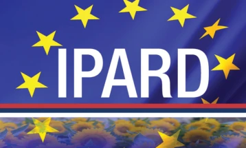 Доделување на првите договори за поддршка од ИПАРД 3 програмаta (во живо)