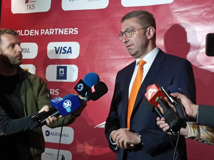 Mickoski says VMRO-DPMNE successfully consolidated 61 MPs 