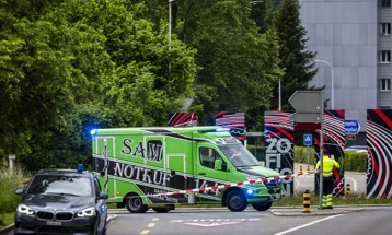 Две лица тешко ранети, а уште четири полесно во напад со нож во Швајцарија