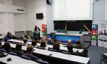 „Тиквеш“ ги претстави своите модерни практики пред учесниците на регионалната Винска летна школа