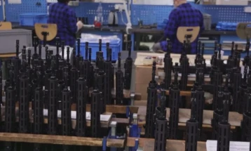 Албанија ќе почне со производство на оружје и муниција