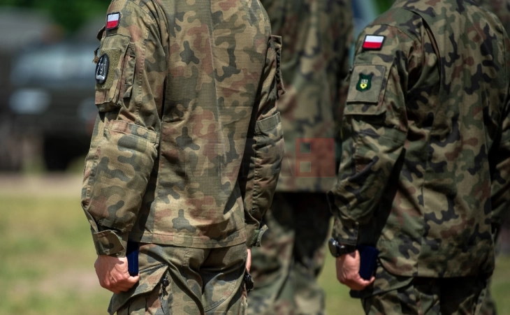 Министерот за одбрана во Полска: Нема план за задолжителен воен рок