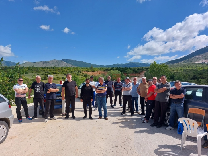 Продолжуваат протестите кај Оревоец во Прилепско против ископот на конзорциумот „Бехтел и Енка“