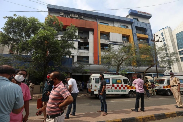 Седум бебиња загинаа во пожар во болница во Њу Делхи, сопственикот на болницата во бегство