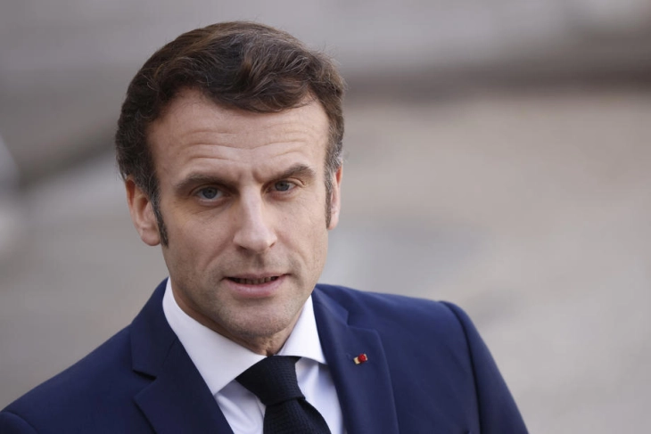 French president heads to Germany for rare state visit