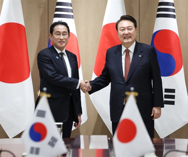 Koreja e Jugut, Japonia dhe Kina e konfirmuan rëndësinë e denuklearizimit të Gadishullit Korean