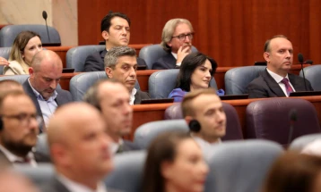 Afrim Gashi propozohet për kryetar të Kuvendit me 75 nënshkrime nga deputetët e VMRO-DPMNE-së, VLEN dhe ZNAM