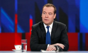 Medvedev: Ky nuk është një bllof bërthamor - Ukraina dhe NATO të përgatiten për një përgjigje shkatërruese