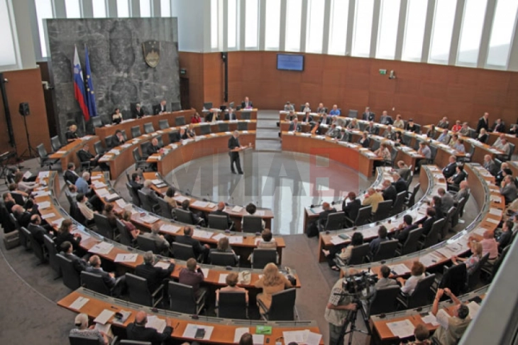 Parlamenti slloven sot, pa votim, do të debatojë për njohjen e Palestinës