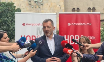 Деспотовски со симболична порака пред Музеј на Град Скопје ја најави својата кандидатура за претседател на СДСМ