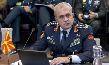 Shefi i SHM të Armatës, gjeneral-nënkoloneli Gjurçinovski në konferencën 