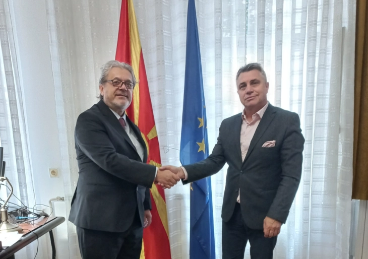 Марјан Танушевски ја презеде функцијата директор на македонскиот Културно-информативен центар во Србија