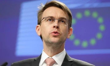 ЕУ бара од властите во Белград целосно да ги спроведат препораките на ОДИХР
