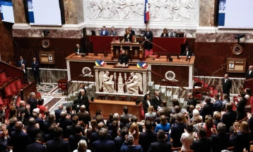 Zelenski në Parlamentin francez: Evropa tashmë nuk është kontinent i paqes
