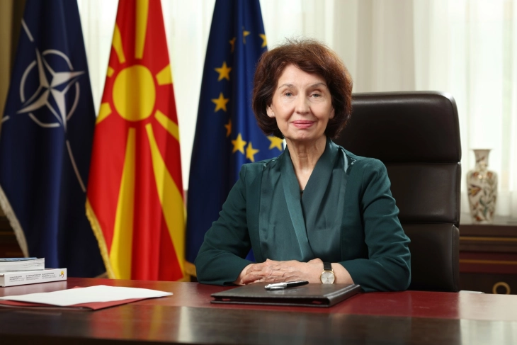 Presidentja Siljanovska Davkova do të marrë pjesë në Konferencën për rindërtim të Ukrainës në Berlin