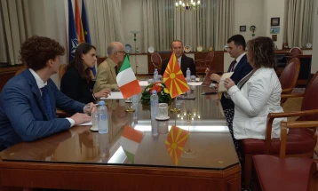 Средба на претседателот на Собранието Гаши со италијанскиот амбасадор Силвестри