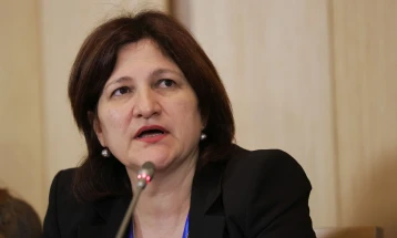 Економијата продолжува да расте и покрај политичката нестабилност, изјави Мила Ненова, извршен директор на Бугарската агенција за инвестиции
