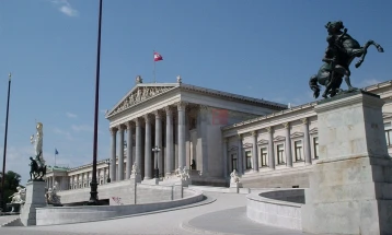 Zgjedhjet parlamentare në Austri do të mbahen më 29 shtator