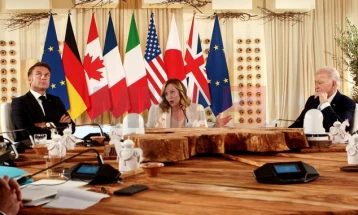 Anëtarët e G7 ranë dakord për një hua për Ukrainën prej 50 miliardë dollarësh nga fondet e ngrira ruse
