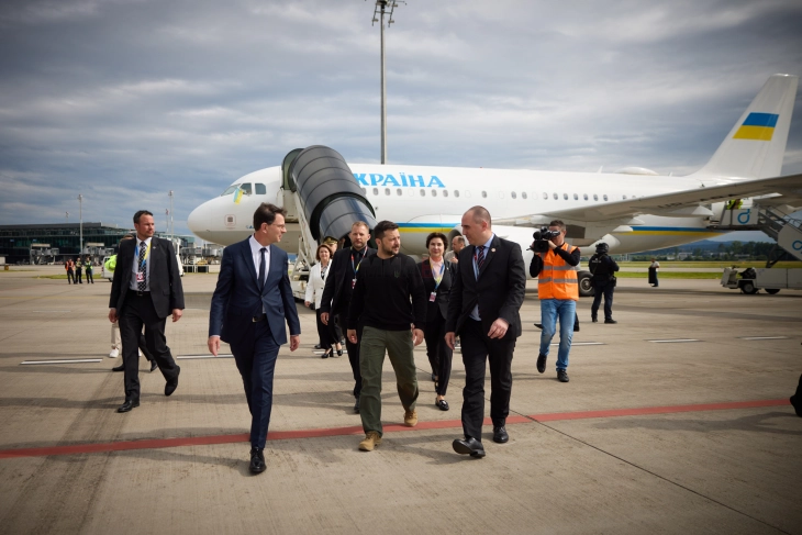 Zelenski mbërriti në Zvicër në samitin e paqes për Ukrainën