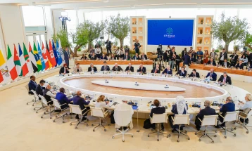 Deklaratë përfundimtare: Liderët e G7 përpiqen t'i parandalojnë sulmet ndaj demokracive të tyre