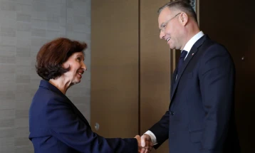 President Siljanovska Davkova meets Polish counterpart Duda at Ukraine Peace Summit