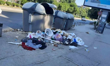 ЈП „Комунална хигиена“: Масовно непрописно исфрлање отпад во близина на контејнерите во Скопје, сторителите подлежат на санкции