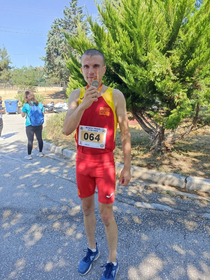 Македонскиот атлетичар  Роберто Димитриевски го освои првото место на „Килкис Треил 2024“