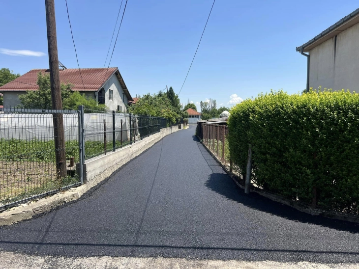 Нов асфалт на шест улици во Кисела Јабука во Ѓорче Петров