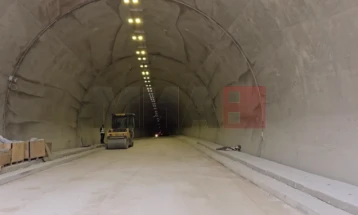 Tuneli i Llogorasë, një nga projektet më të mëdha në Shqipëri, do të lëshohet për qarkullim me 5 korrik