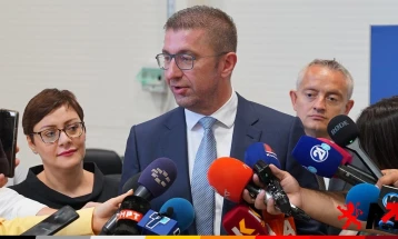 Së pari votimi i Qeverisë së re, pastaj konsultime për ndryshime në Ligjin për vetëqeverisje lokale, paralajmëron Mickoski